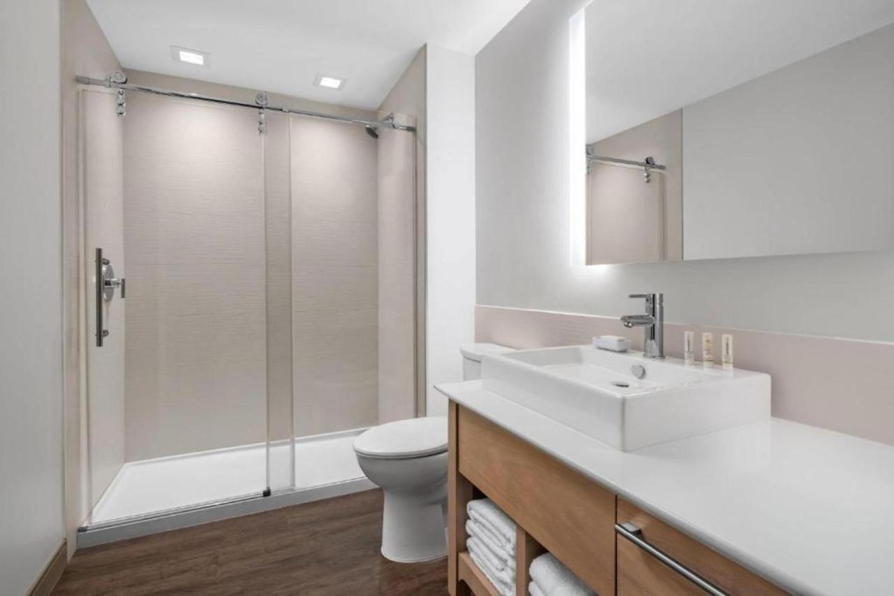 Hotel Element Midtown 4*