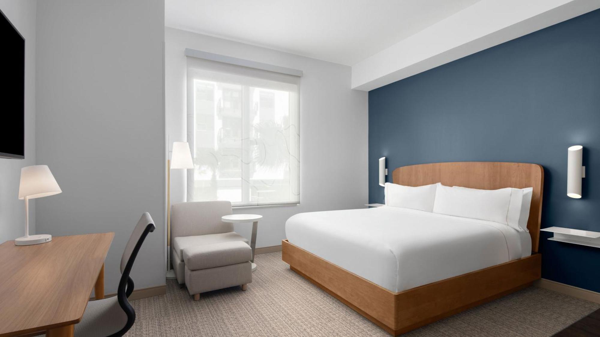 Hotel Element Midtown 4*