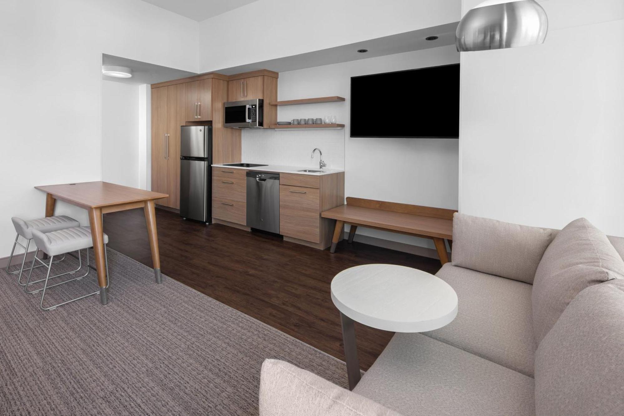 Element Midtown Tampa